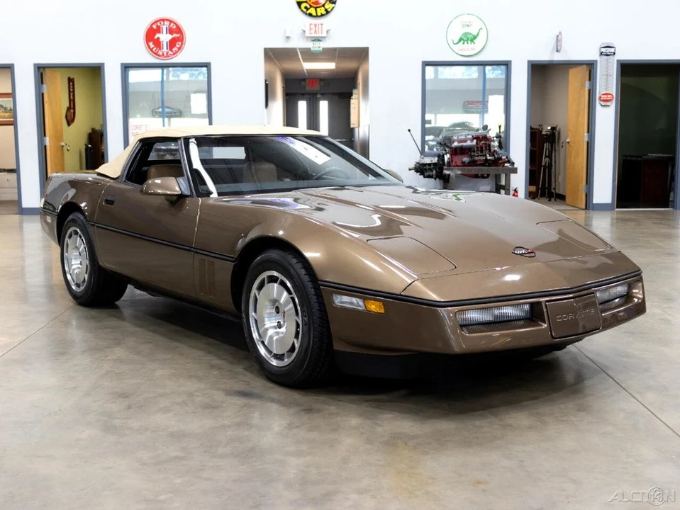 1986 Chevrolet Corvette C4 - Image 11 of 21