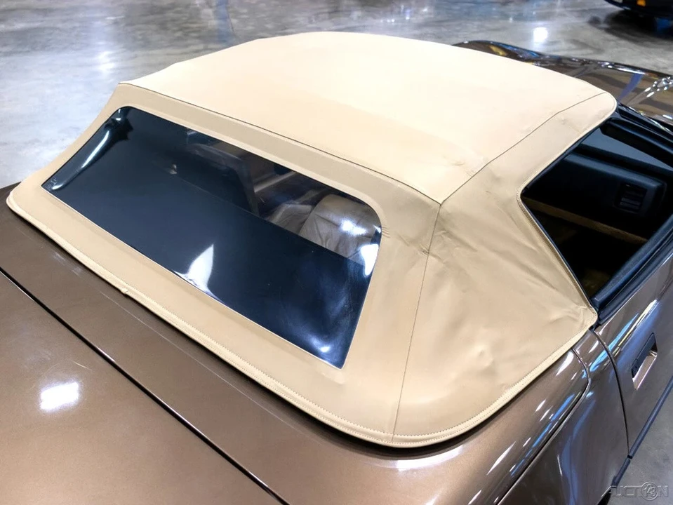 1986 Chevrolet Corvette C4 - Image 9 of 21