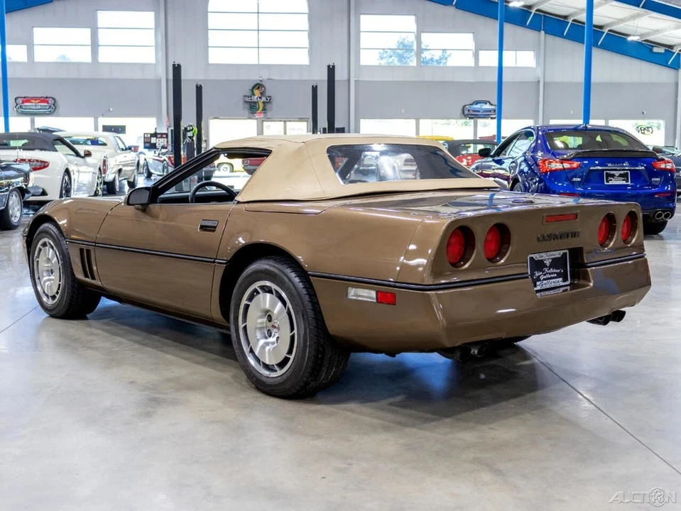1986 Chevrolet Corvette C4 - Image 15 of 21