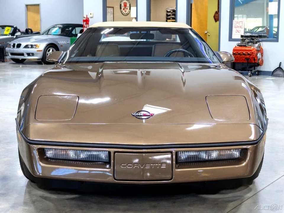1986 Chevrolet Corvette C4 - Image 12 of 21