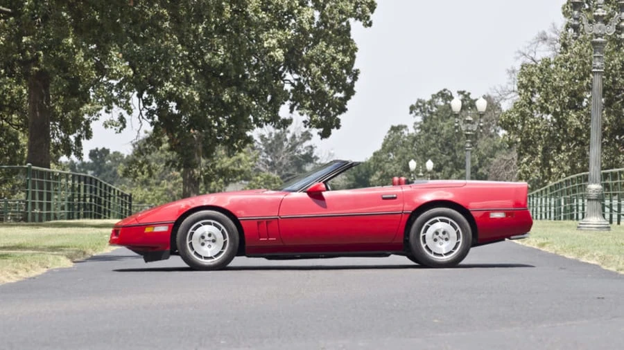 1986 Chevrolet Corvette C4 - Image 2 of 12