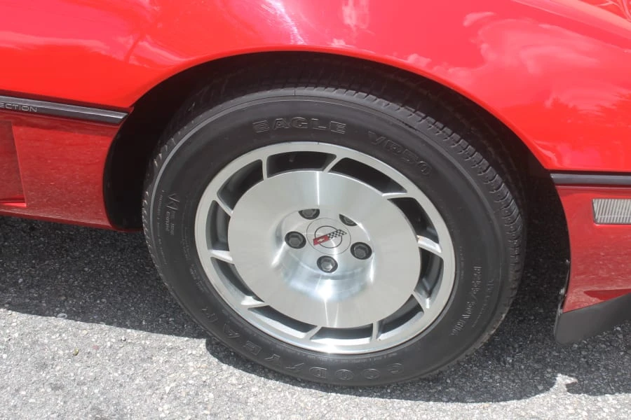 1986 Chevrolet Corvette C4 - Image 8 of 12