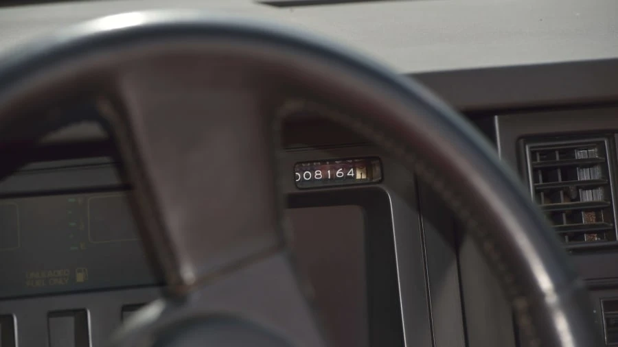 1986 Chevrolet Corvette C4 - Image 28 of 29