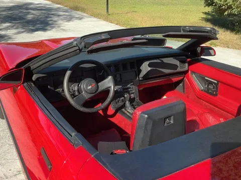 1986 Chevrolet Corvette C4 - Image 3 of 3
