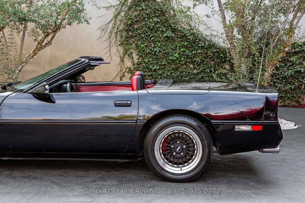 1986 Chevrolet Corvette C4 - Image 19 of 24