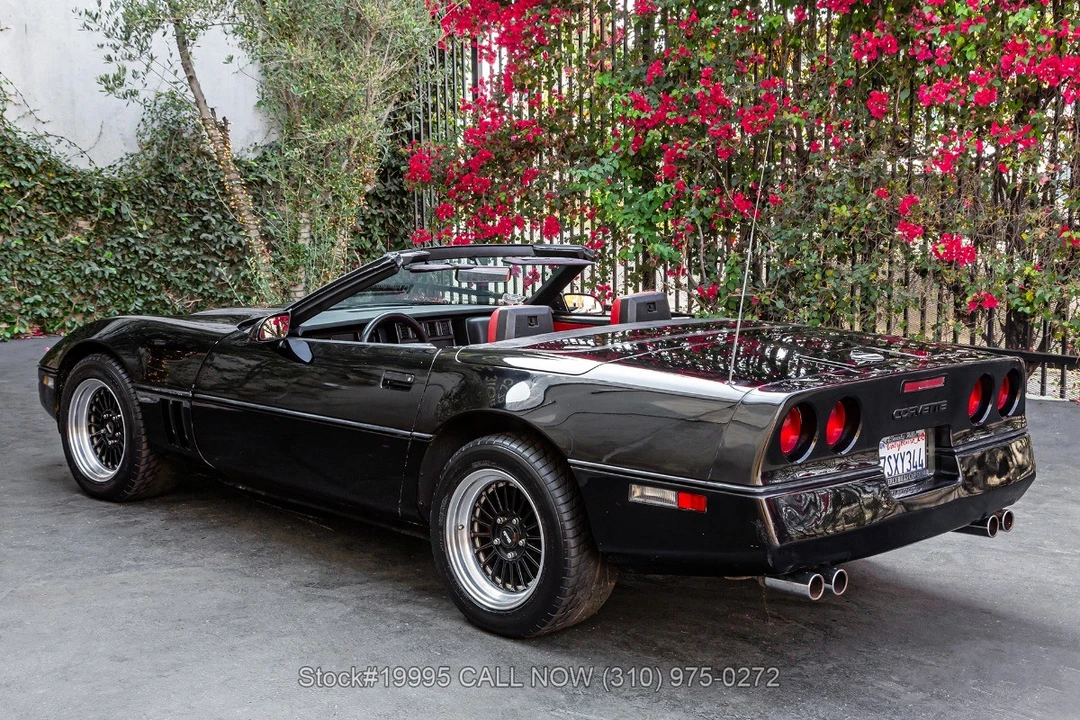 1986 Chevrolet Corvette C4 - Image 8 of 31