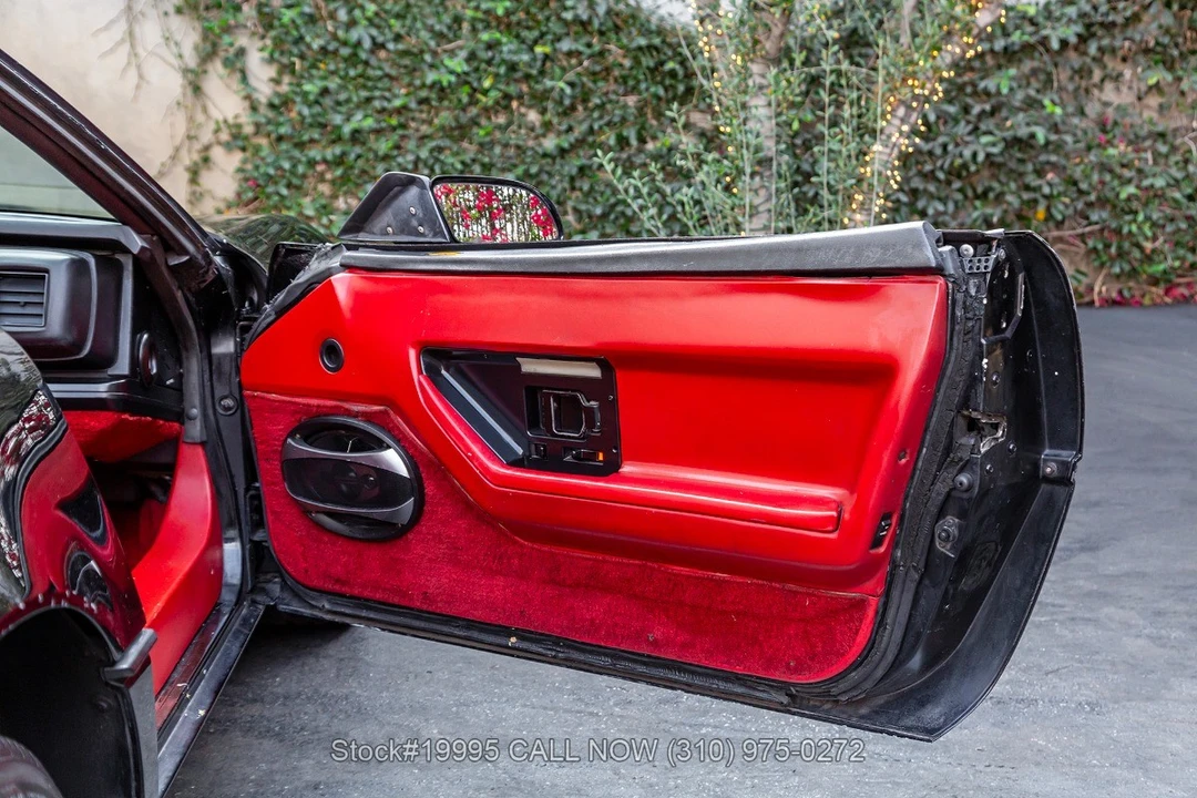1986 Chevrolet Corvette C4 - Image 27 of 31