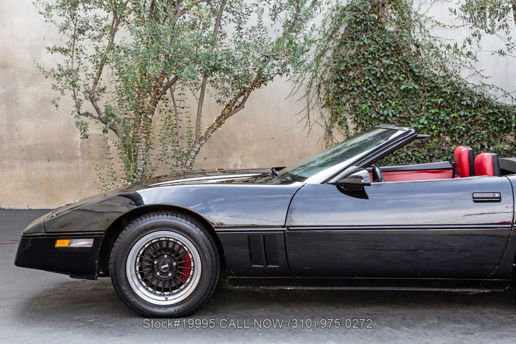 1986 Chevrolet Corvette C4 - Image 18 of 24