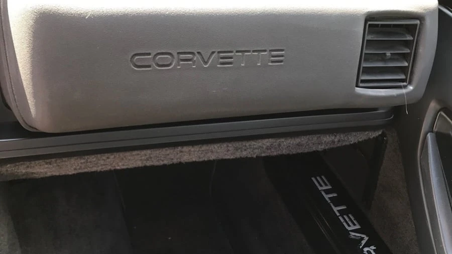 1986 Chevrolet Corvette C4 - Image 5 of 12