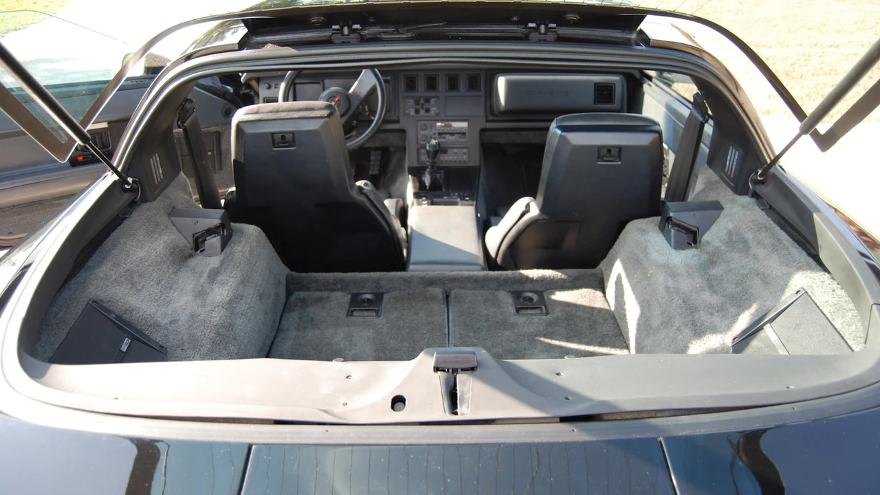 1986 Chevrolet Corvette C4 - Image 5 of 10