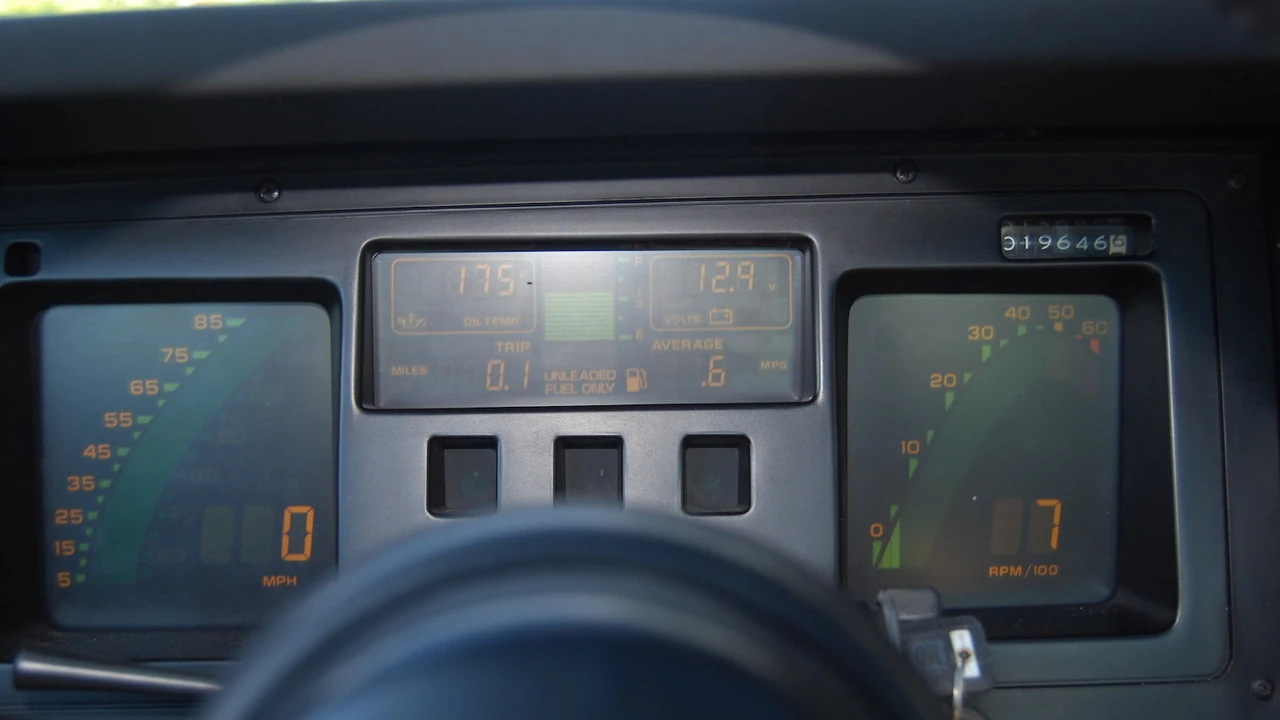 1986 Chevrolet Corvette C4 - Image 6 of 10