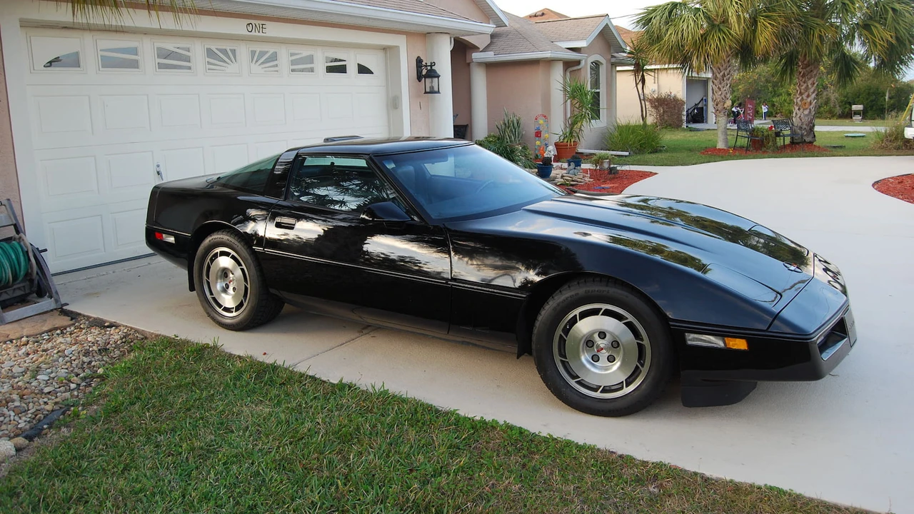1986 Chevrolet Corvette C4 - Image 10 of 10
