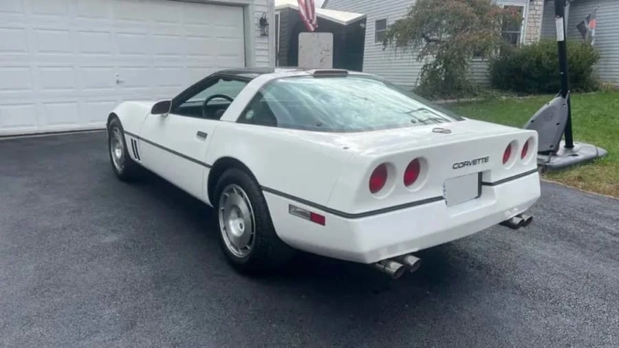 1986 Chevrolet Corvette C4 - Image 3 of 16