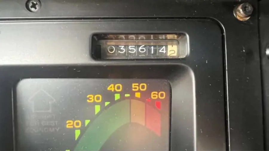 1986 Chevrolet Corvette C4 - Image 12 of 16