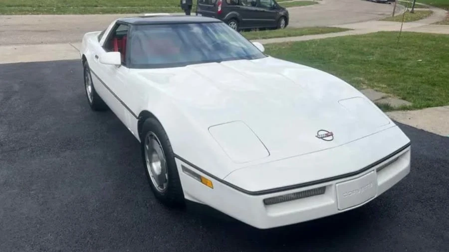 1986 Chevrolet Corvette C4 - Image 6 of 16