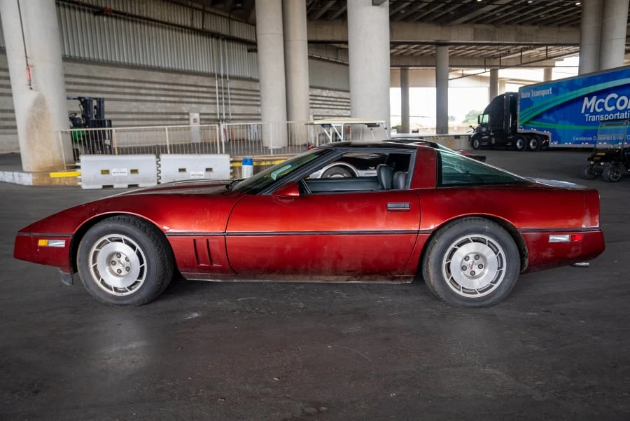 1986 Chevrolet Corvette C4 - Image 24 of 31