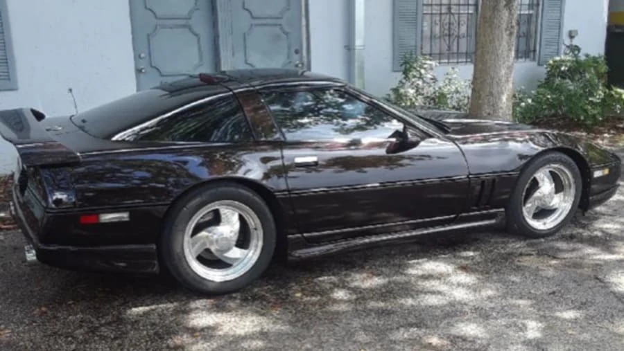 1986 Chevrolet Corvette C4 - Image 2 of 12
