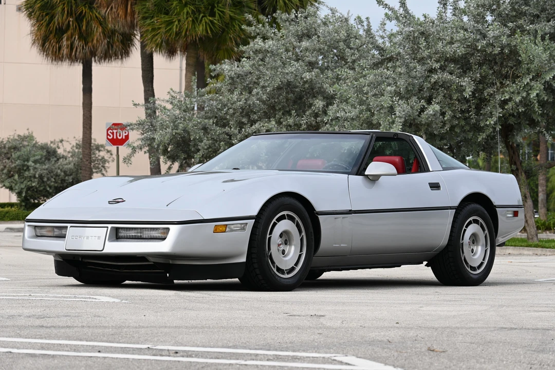 1986 Chevrolet Corvette C4 - Image 8 of 31