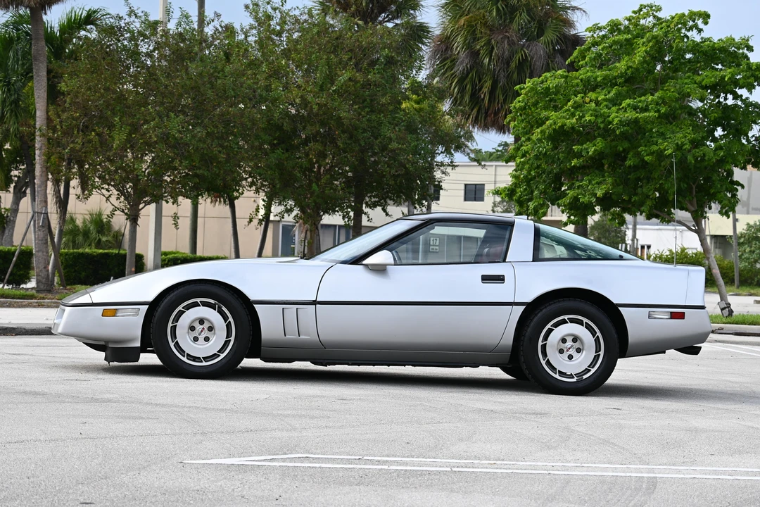 1986 Chevrolet Corvette C4 - Image 26 of 31