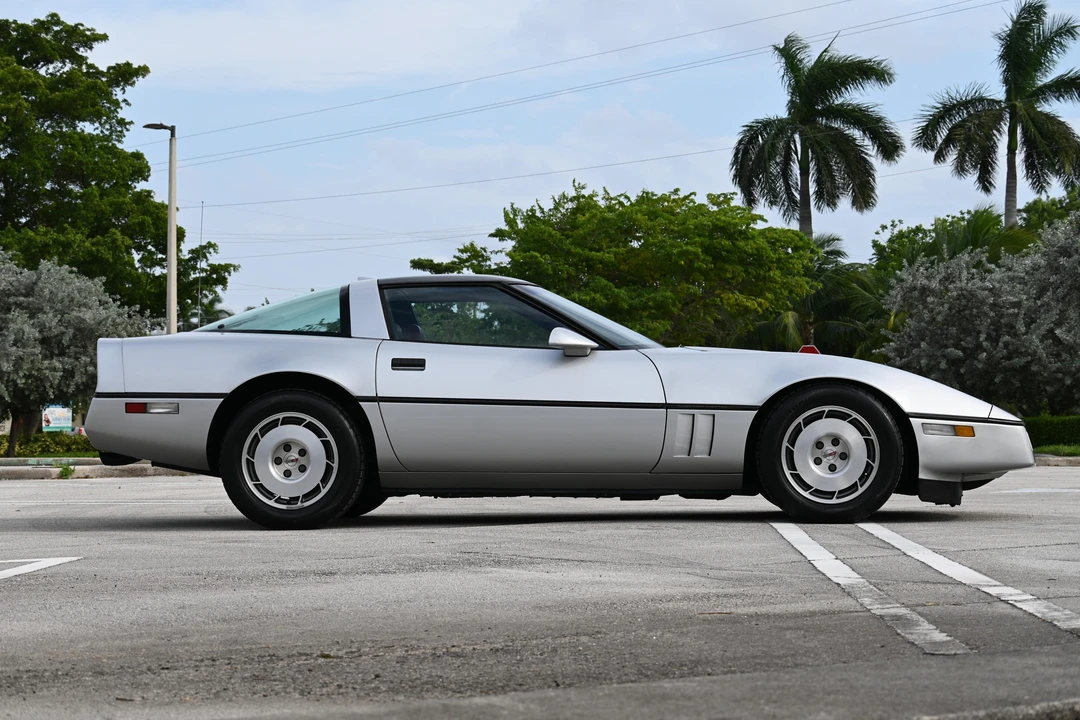 1986 Chevrolet Corvette C4 - Image 27 of 31