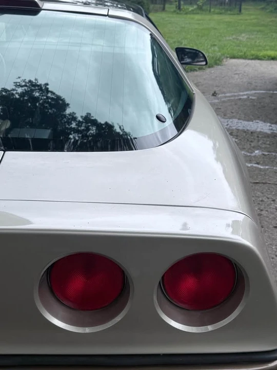 1986 Chevrolet Corvette C4 - Image 10 of 19