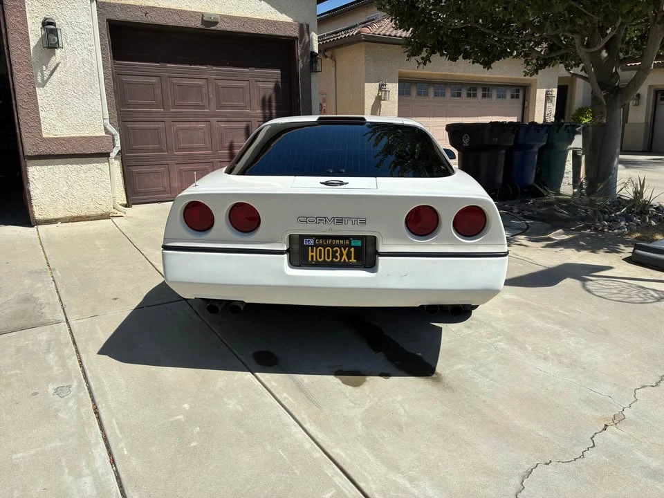 1986 Chevrolet Corvette C4 - Image 4 of 10