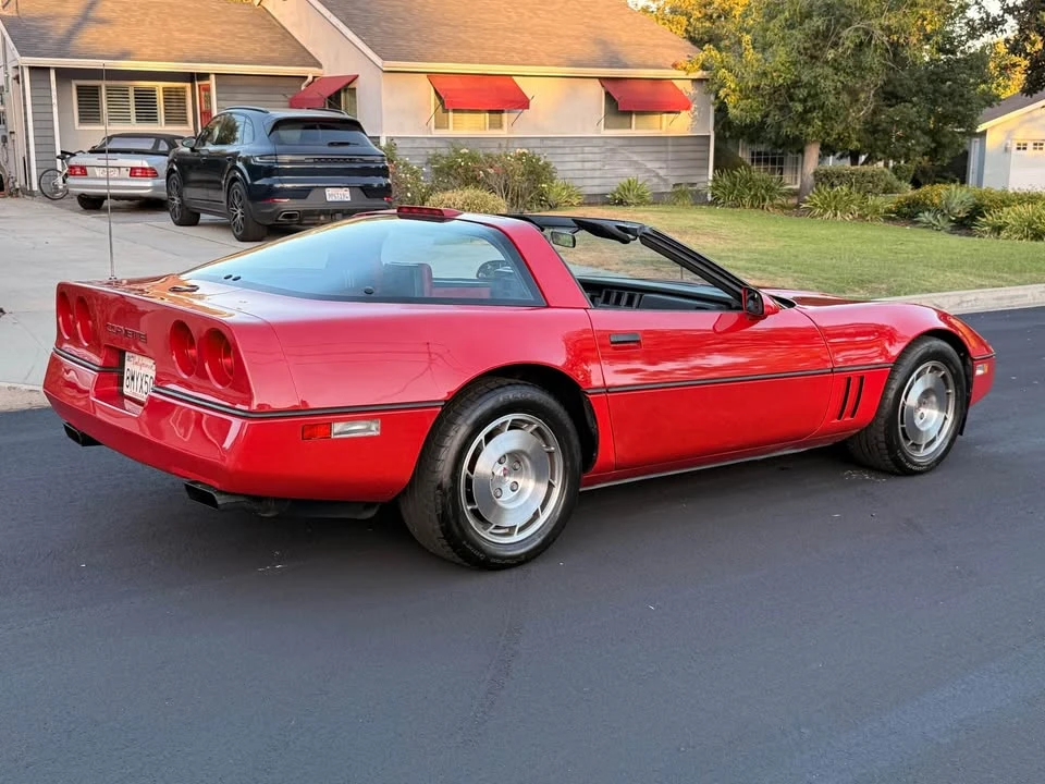 1986 Chevrolet Corvette C4 - Image 4 of 20