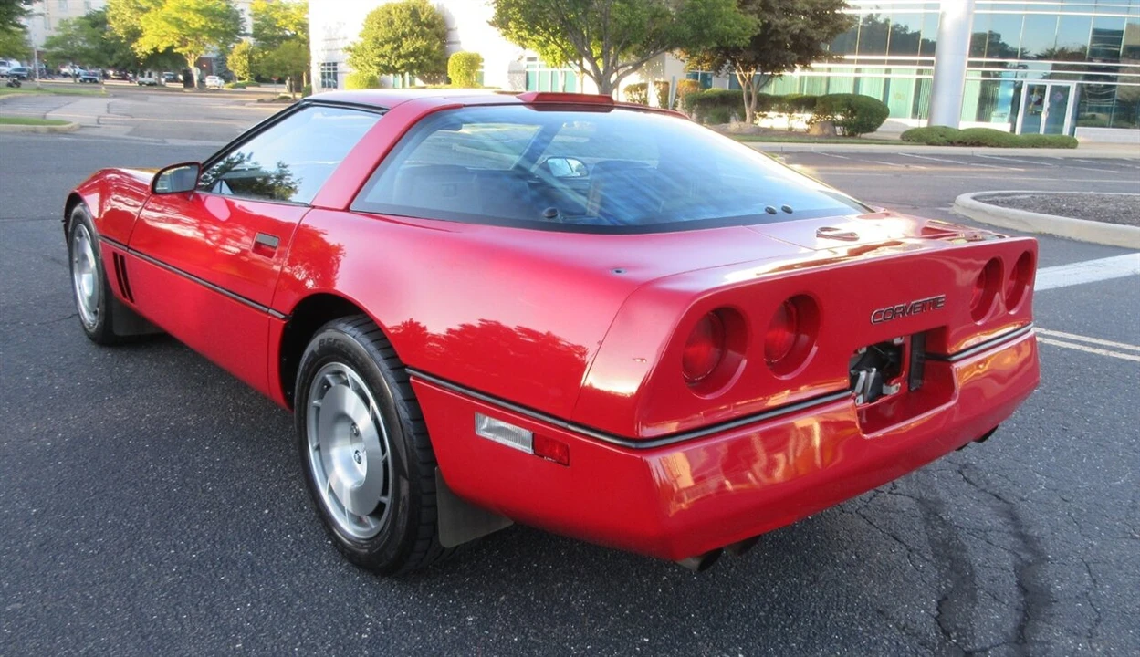 1986 Chevrolet Corvette C4 - Image 3 of 31