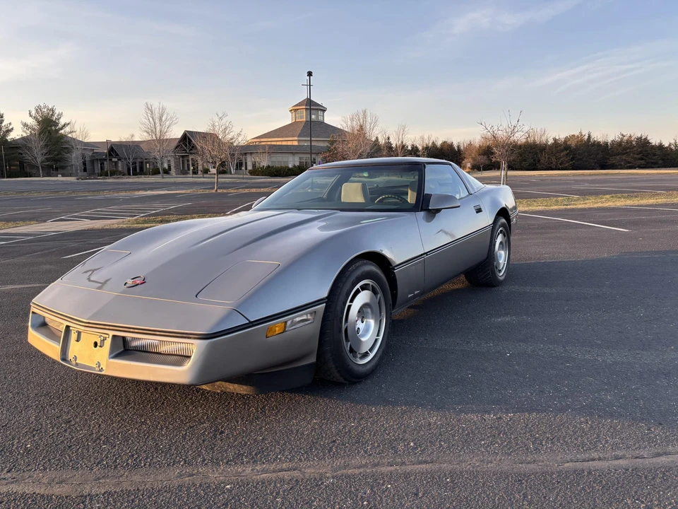 1986 Chevrolet Corvette C4 - Image 6 of 31