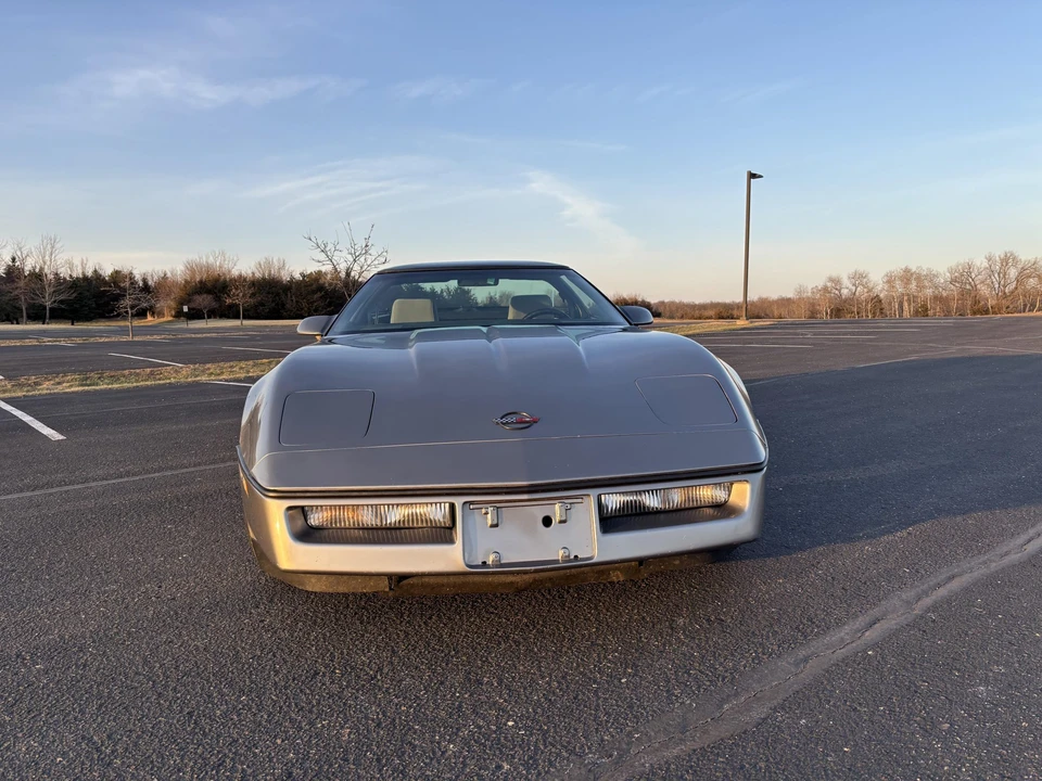 1986 Chevrolet Corvette C4 - Image 10 of 31