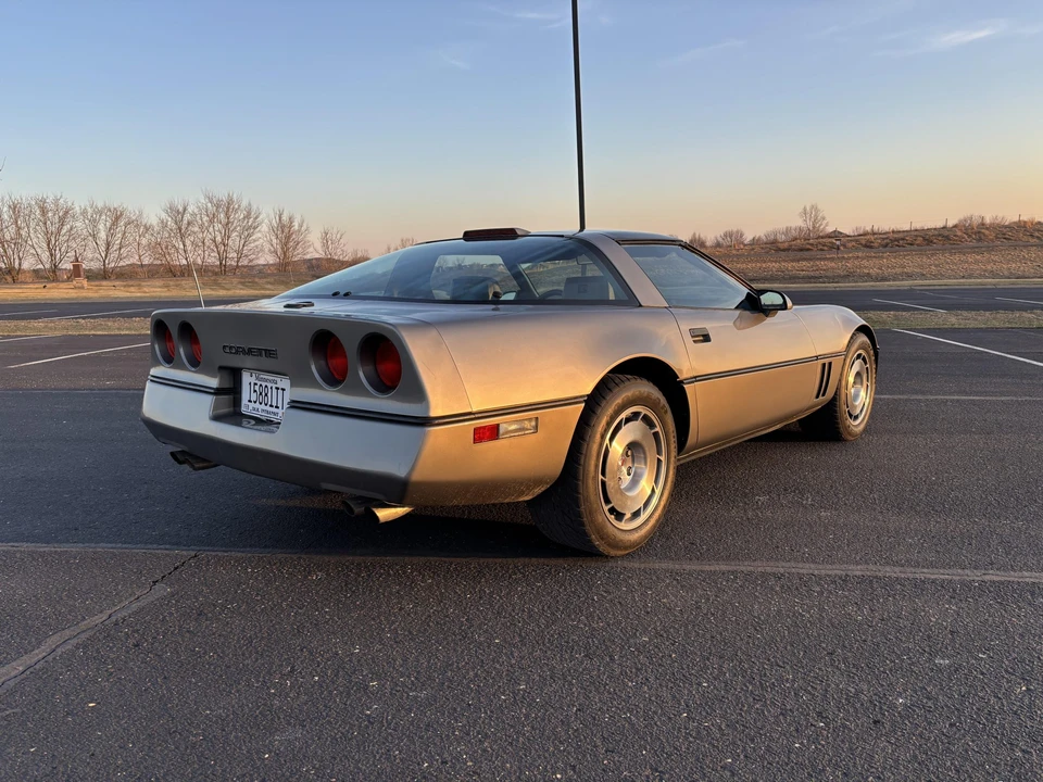 1986 Chevrolet Corvette C4 - Image 28 of 31