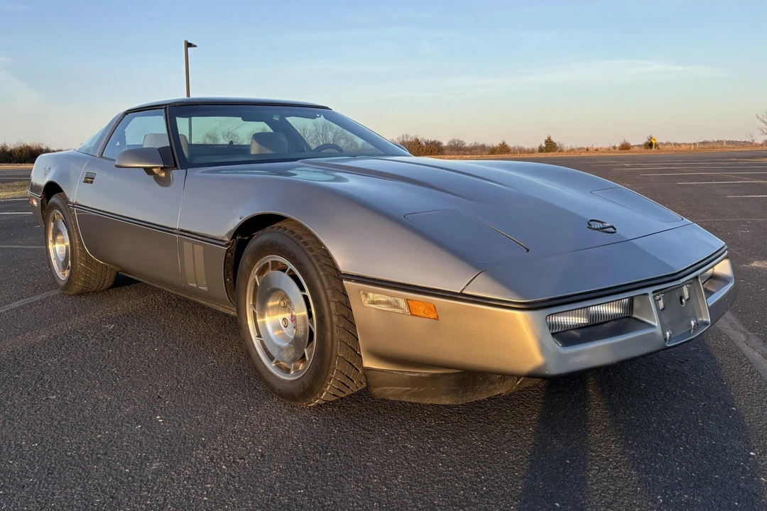 1986 Chevrolet Corvette C4 - Image 1 of 31