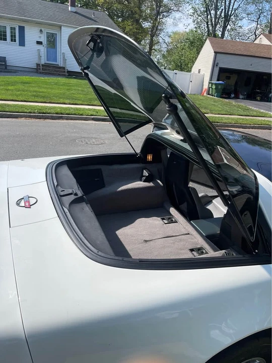 1986 Chevrolet Corvette C4 - Image 14 of 19
