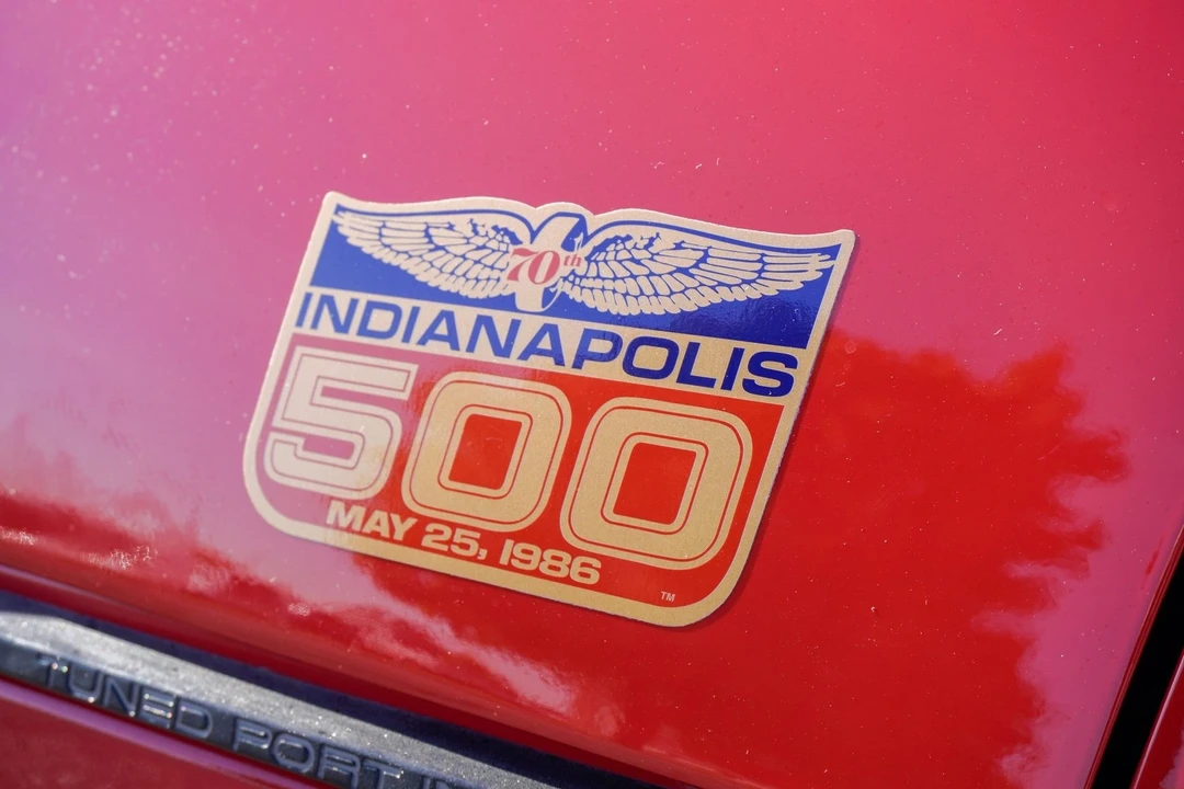 1986 Chevrolet Corvette C4 - Image 18 of 21