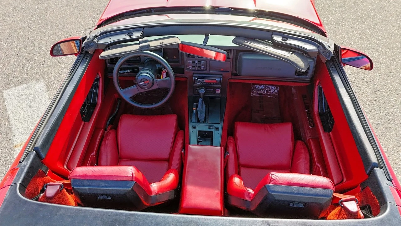1986 Chevrolet Corvette C4 - Image 15 of 21