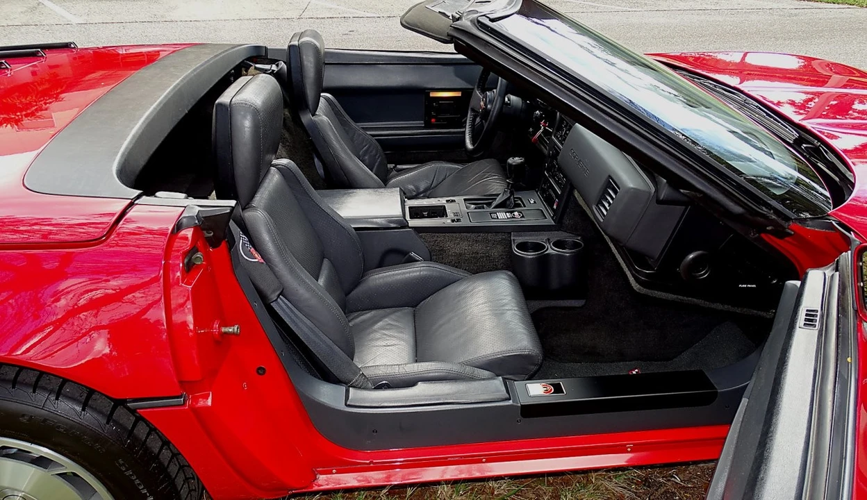 1986 Chevrolet Corvette C4 - Image 13 of 21