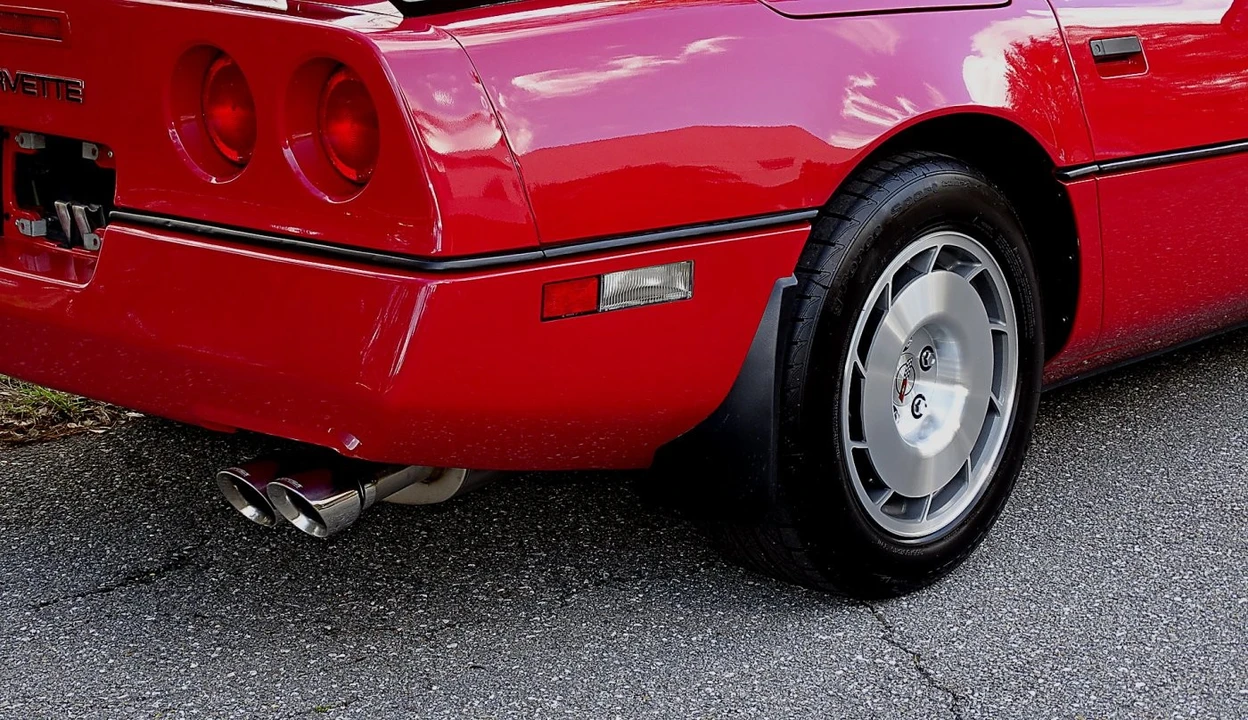 1986 Chevrolet Corvette C4 - Image 10 of 21