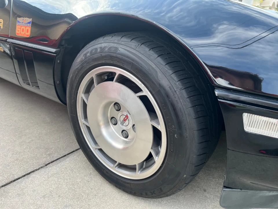 1986 Chevrolet Corvette C4 - Image 9 of 21