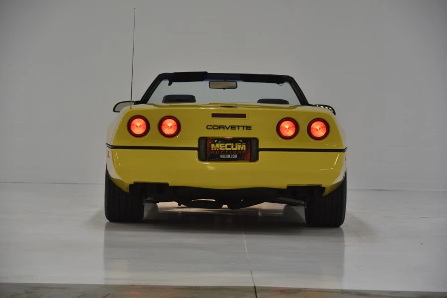 1986 Chevrolet Corvette C4 - Image 16 of 31