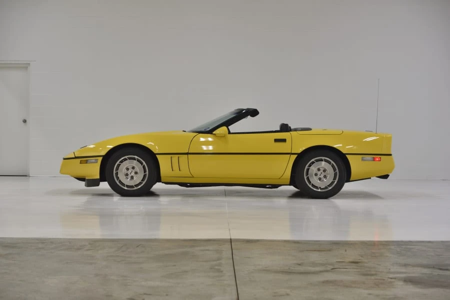 1986 Chevrolet Corvette C4 - Image 15 of 31