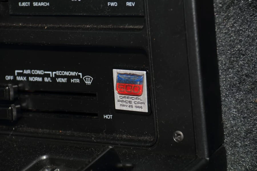 1986 Chevrolet Corvette C4 - Image 18 of 26