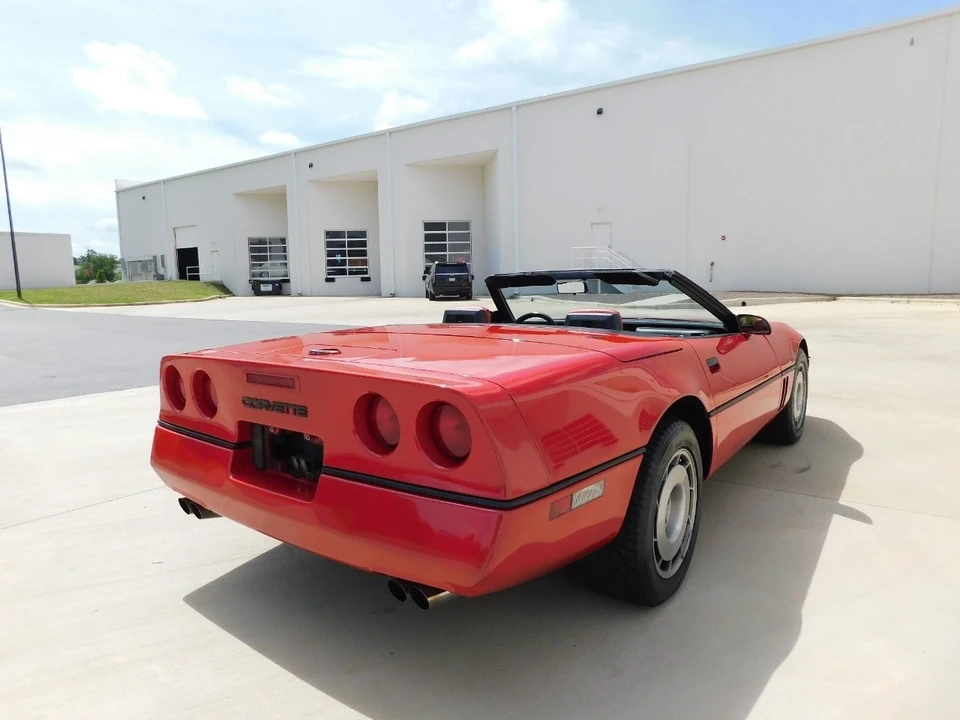 1986 Chevrolet Corvette C4 - Image 12 of 21