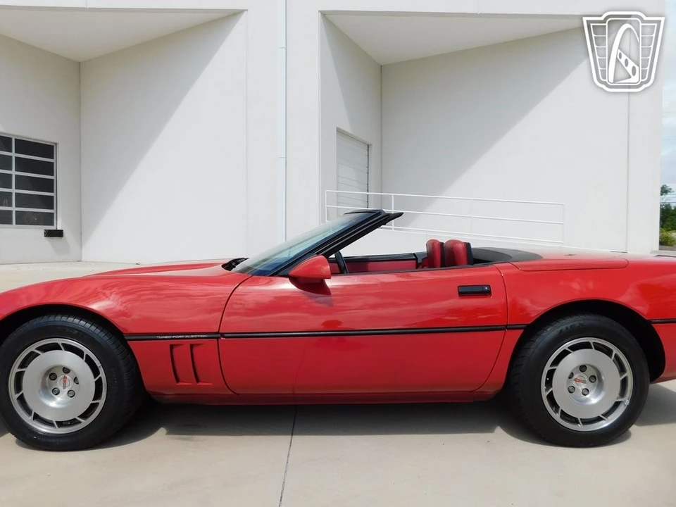 1986 Chevrolet Corvette C4 - Image 15 of 21