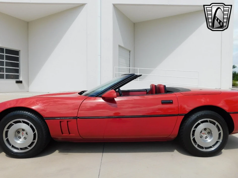 1986 Chevrolet Corvette C4 - Image 8 of 21