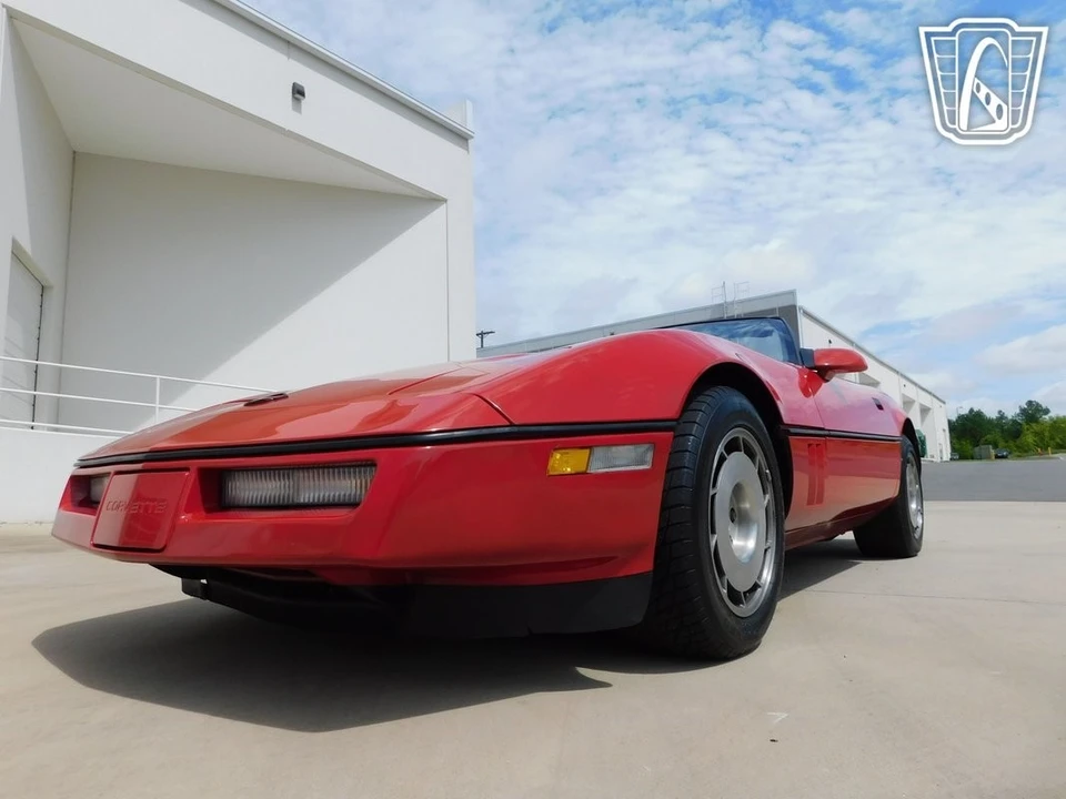 1986 Chevrolet Corvette C4 - Image 8 of 21