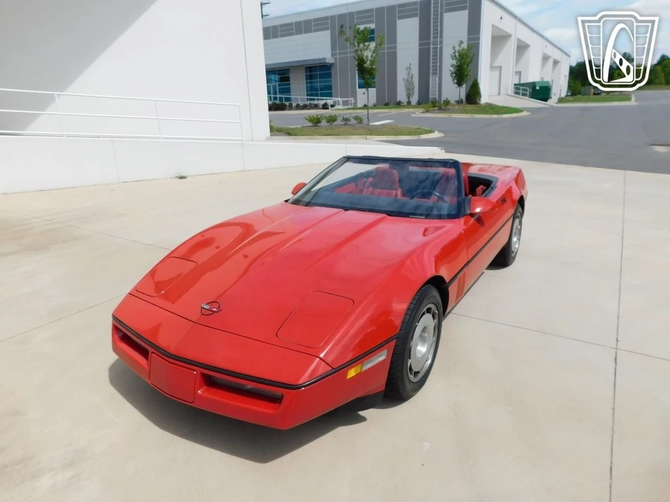 1986 Chevrolet Corvette C4 - Image 10 of 21