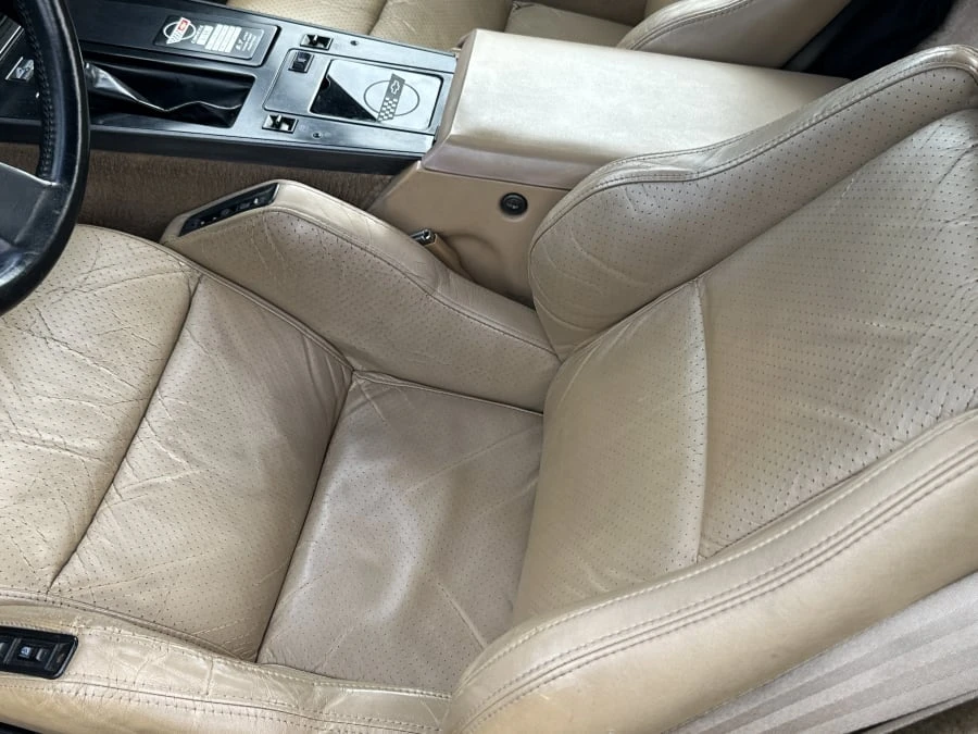 1986 Chevrolet Corvette C4 - Image 15 of 21