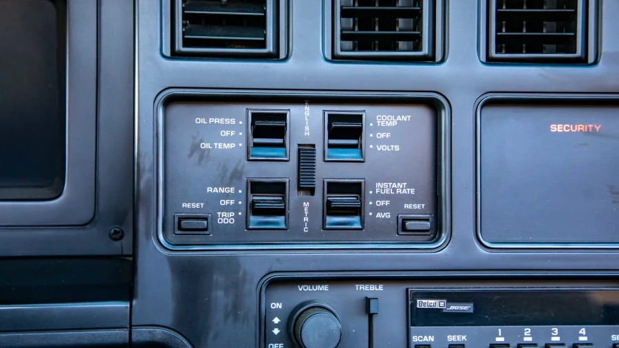 1986 Chevrolet Corvette C4 - Image 18 of 20
