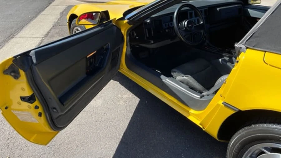 1986 Chevrolet Corvette C4 - Image 5 of 27