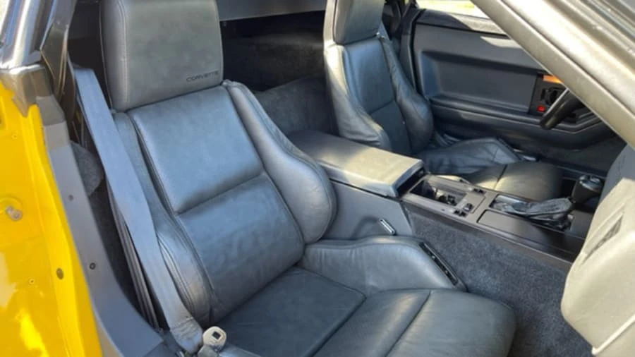1986 Chevrolet Corvette C4 - Image 10 of 27